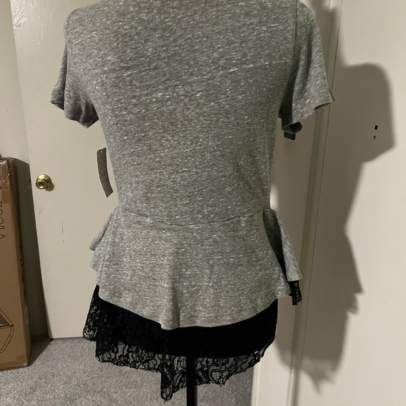 Free People fatigue green Lace Peplum Tee, size S - Picture 2 of 3